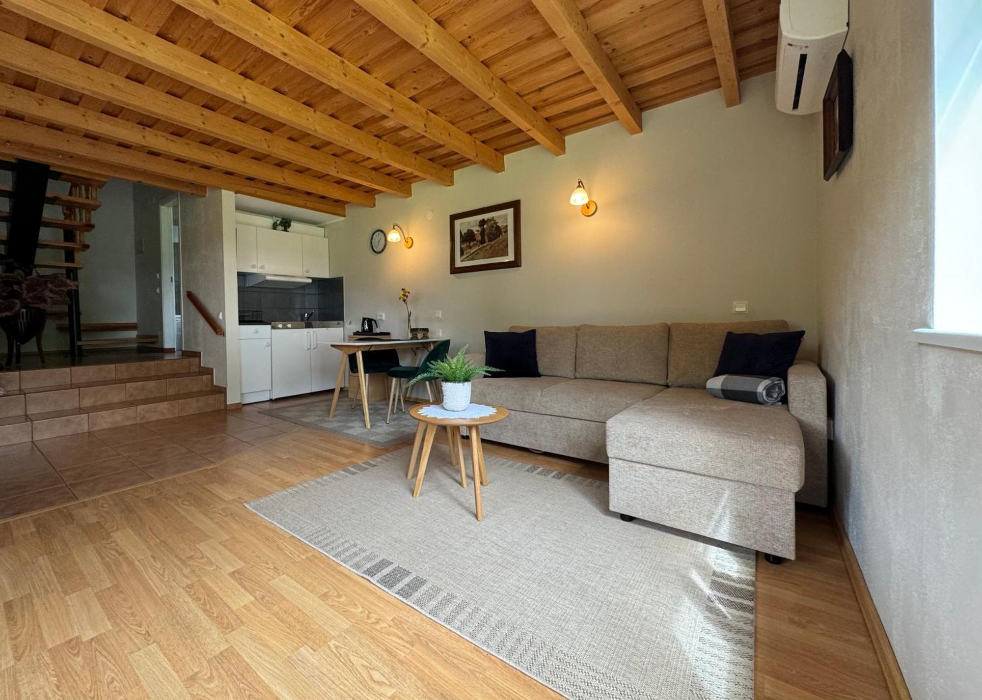 Kaesmu Merekalda Apartments - Adults Only Room photo